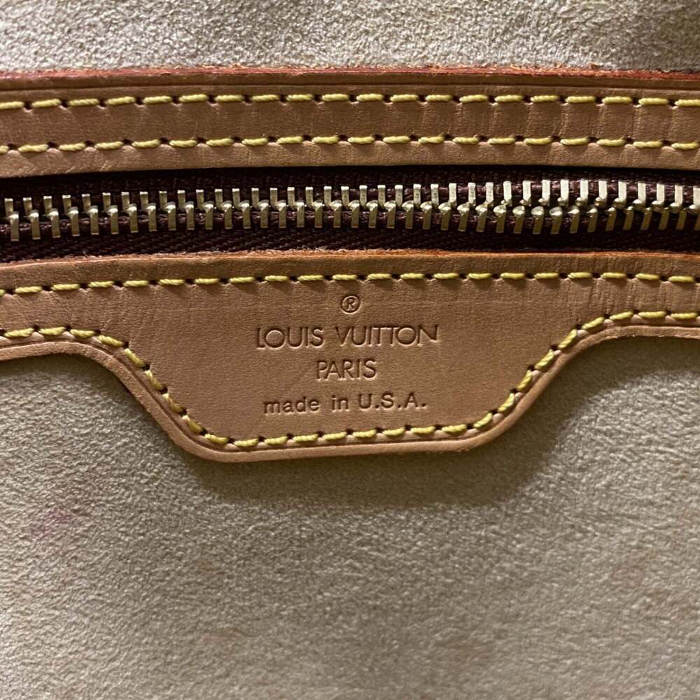 LOUIS VUITTON Brown Monogram Looping GM Shoulder Bag - Picture 5 of 9